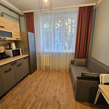 All New And Cozy Apartment In The Silence Center Chisinau Exterior photo