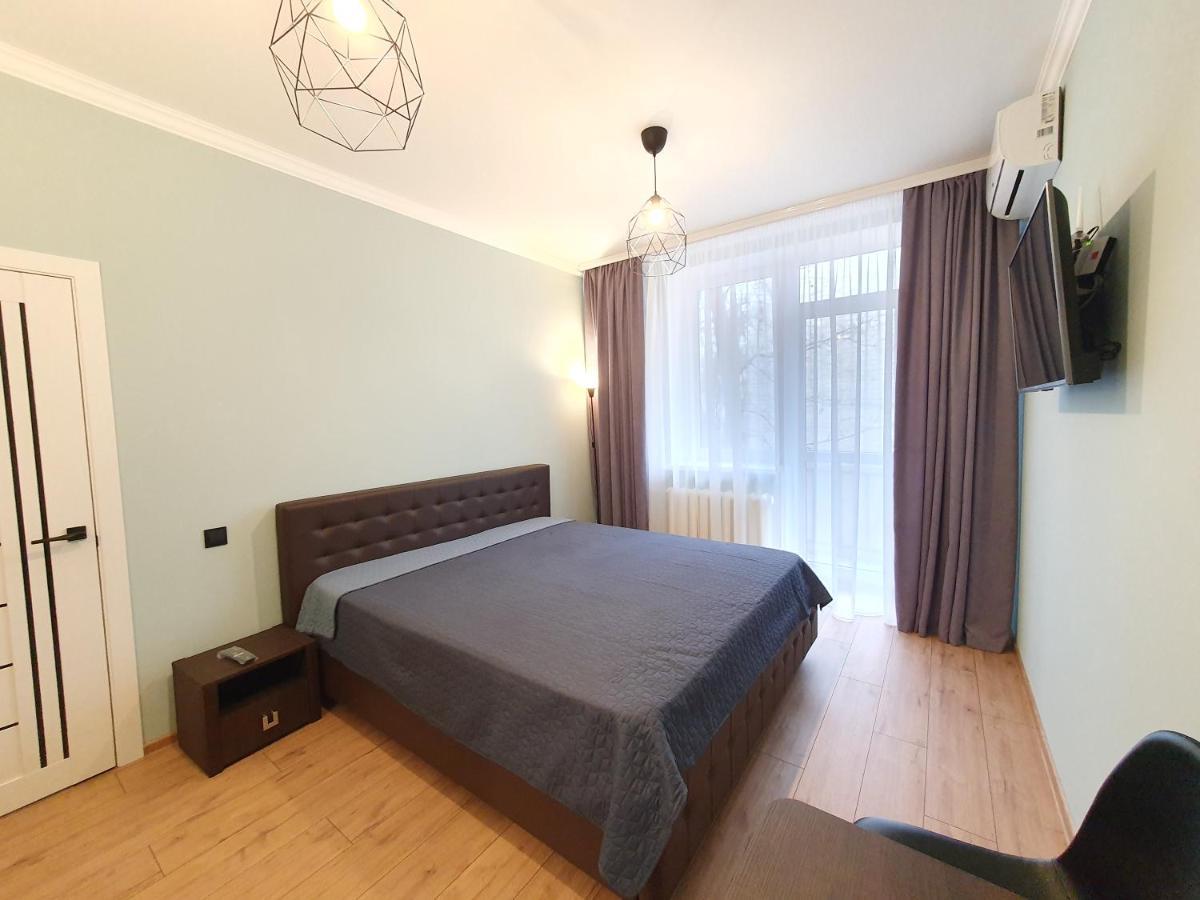 All New And Cozy Apartment In The Silence Center Chisinau Exterior photo